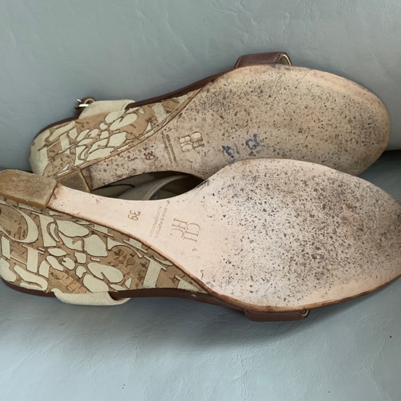 Carolina Herrera Natural suede Ankle Strap Wedge - Picture 15 of 15